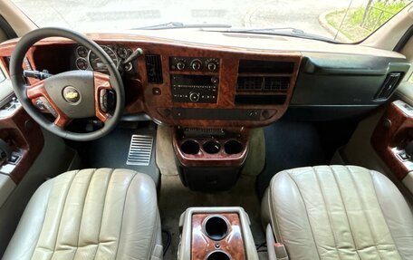 Chevrolet Express II, 2013 год, 2 899 000 рублей, 17 фотография