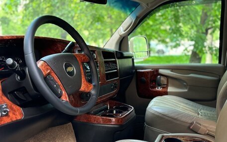 Chevrolet Express II, 2013 год, 2 899 000 рублей, 20 фотография