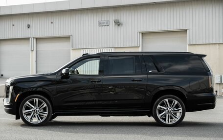 Cadillac Escalade V, 2025 год, 23 900 000 рублей, 2 фотография