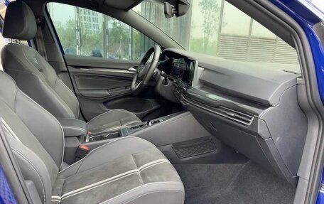 Volkswagen Golf VIII, 2021 год, 1 850 000 рублей, 7 фотография