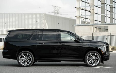 Cadillac Escalade V, 2025 год, 23 900 000 рублей, 6 фотография