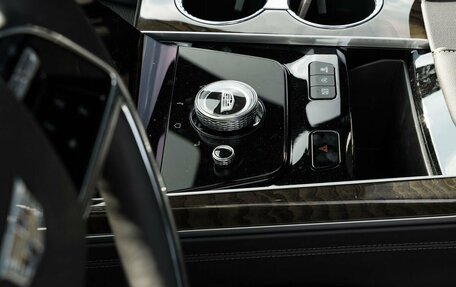 Cadillac Escalade V, 2025 год, 23 900 000 рублей, 16 фотография