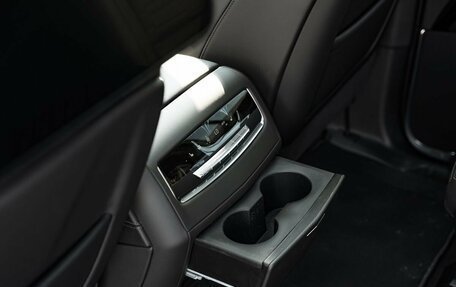 Cadillac Escalade V, 2025 год, 23 900 000 рублей, 19 фотография