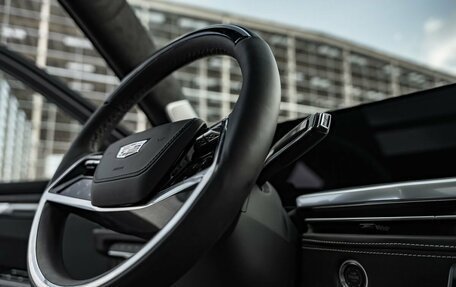 Cadillac Escalade V, 2025 год, 23 900 000 рублей, 30 фотография
