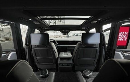 Cadillac Escalade V, 2025 год, 23 900 000 рублей, 33 фотография