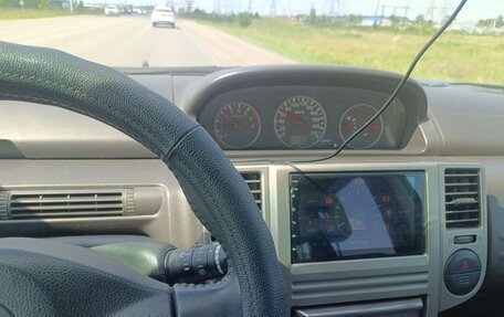 Nissan X-Trail, 2006 год, 750 000 рублей, 17 фотография