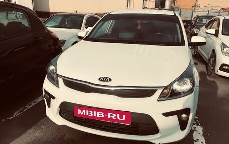 KIA Rio IV, 2018 год, 905 000 рублей, 1 фотография