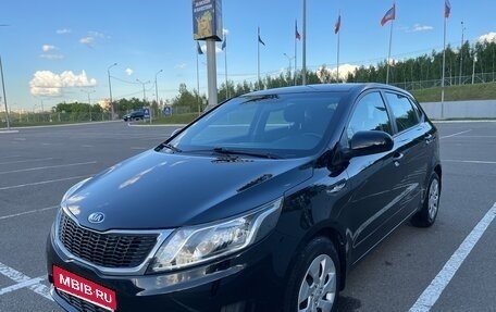 KIA Rio III рестайлинг, 2015 год, 945 000 рублей, 1 фотография
