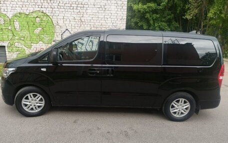 Hyundai H-1 II рестайлинг, 2020 год, 2 250 000 рублей, 1 фотография