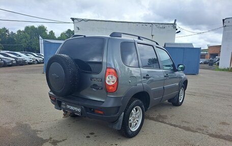 Chevrolet Niva I рестайлинг, 2017 год, 839 000 рублей, 6 фотография