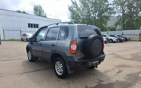 Chevrolet Niva I рестайлинг, 2017 год, 839 000 рублей, 8 фотография