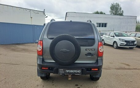 Chevrolet Niva I рестайлинг, 2017 год, 839 000 рублей, 7 фотография