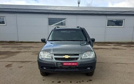 Chevrolet Niva I рестайлинг, 2017 год, 839 000 рублей, 2 фотография