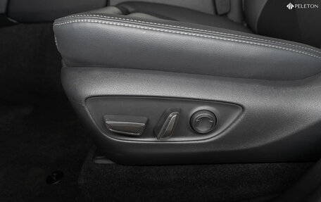 Toyota Land Cruiser Prado, 2025 год, 10 290 000 рублей, 23 фотография