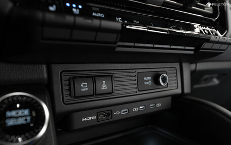 Toyota Land Cruiser Prado, 2025 год, 10 290 000 рублей, 26 фотография
