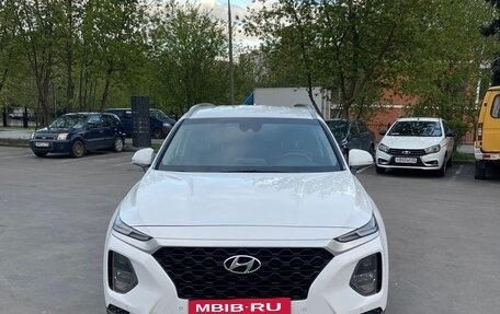 Hyundai Santa Fe IV, 2018 год, 2 420 000 рублей, 4 фотография