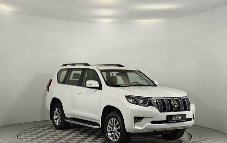 Toyota Land Cruiser Prado 150 рестайлинг 2, 2017 год, 3 995 000 рублей, 3 фотография