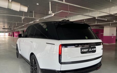 Land Rover Range Rover IV рестайлинг, 2022 год, 18 900 000 рублей, 6 фотография