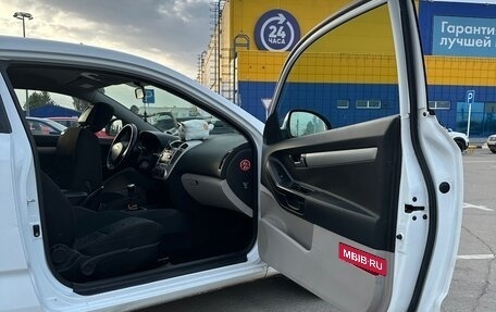 KIA cee'd I рестайлинг, 2009 год, 680 000 рублей, 14 фотография