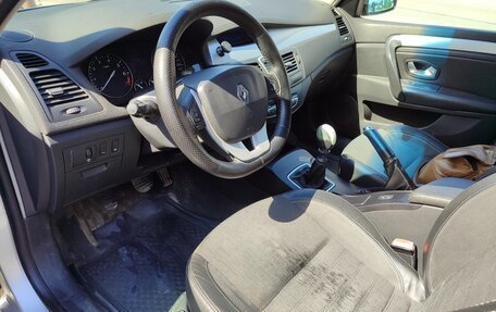 Renault Laguna III рестайлинг, 2008 год, 470 000 рублей, 14 фотография
