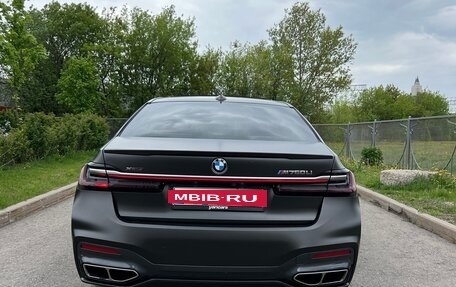 BMW 7 серия, 2019 год, 9 000 000 рублей, 6 фотография