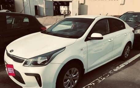 KIA Rio IV, 2018 год, 905 000 рублей, 2 фотография