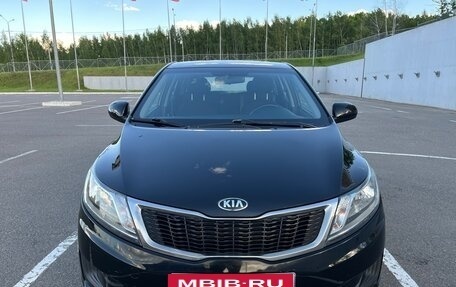 KIA Rio III рестайлинг, 2015 год, 945 000 рублей, 2 фотография