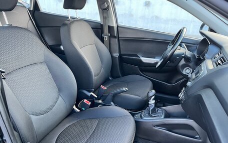 KIA Rio III рестайлинг, 2015 год, 945 000 рублей, 18 фотография