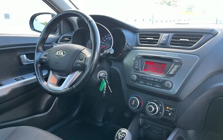 KIA Rio III рестайлинг, 2015 год, 945 000 рублей, 19 фотография