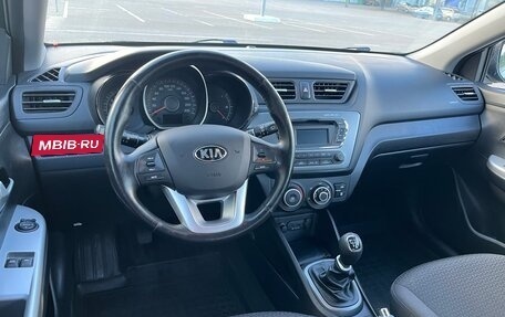 KIA Rio III рестайлинг, 2015 год, 945 000 рублей, 14 фотография