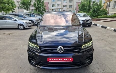 Volkswagen Tiguan II, 2018 год, 3 000 000 рублей, 8 фотография