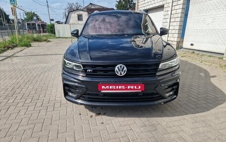 Volkswagen Tiguan II, 2018 год, 3 000 000 рублей, 21 фотография