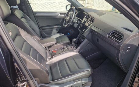 Volkswagen Tiguan II, 2018 год, 3 000 000 рублей, 25 фотография