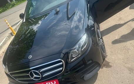 Mercedes-Benz E-Класс, 2020 год, 4 500 000 рублей, 22 фотография
