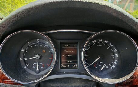 Skoda Superb III рестайлинг, 2010 год, 1 350 000 рублей, 17 фотография