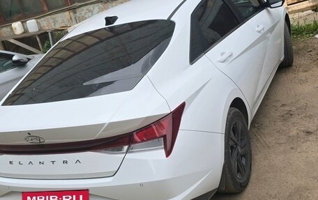 Hyundai Elantra, 2021 год, 1 720 000 рублей, 5 фотография