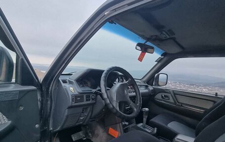 Mitsubishi Pajero III рестайлинг, 1992 год, 580 000 рублей, 9 фотография