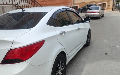 Hyundai Solaris II рестайлинг, 2016 год, 1 120 000 рублей, 3 фотография