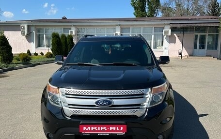 Ford Explorer VI, 2013 год, 1 750 000 рублей, 2 фотография
