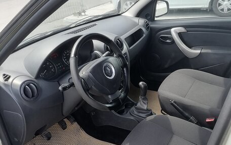 Renault Logan I, 2014 год, 635 000 рублей, 7 фотография