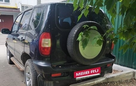 Chevrolet Niva I рестайлинг, 2005 год, 380 000 рублей, 2 фотография