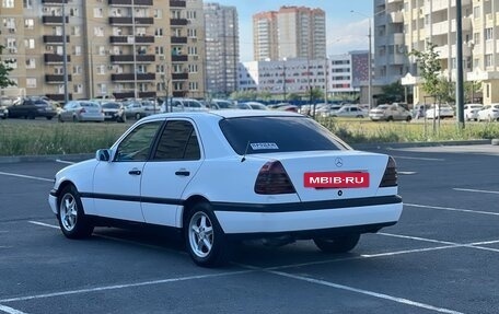 Mercedes-Benz C-Класс, 1996 год, 325 000 рублей, 3 фотография