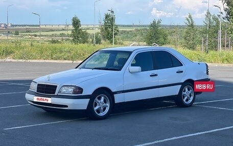 Mercedes-Benz C-Класс, 1996 год, 325 000 рублей, 2 фотография