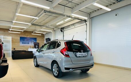 Honda Fit III, 2018 год, 1 299 000 рублей, 4 фотография