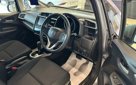Honda Fit III, 2018 год, 1 299 000 рублей, 10 фотография