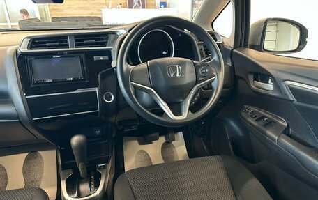 Honda Fit III, 2018 год, 1 299 000 рублей, 15 фотография