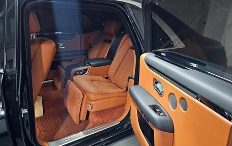 Rolls-Royce Ghost Series II рестайлинг, 2021 год, 29 990 000 рублей, 18 фотография