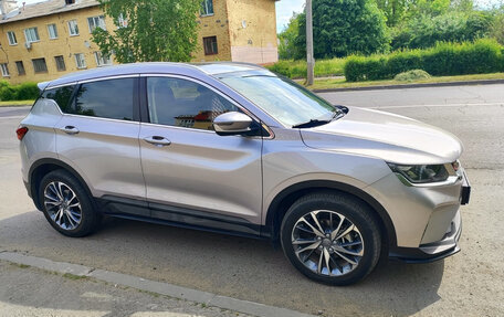 Geely Coolray I, 2020 год, 1 600 000 рублей, 2 фотография