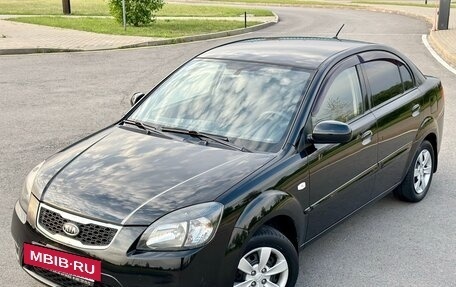 KIA Rio II, 2010 год, 670 000 рублей, 3 фотография