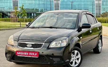 KIA Rio II, 2010 год, 670 000 рублей, 2 фотография